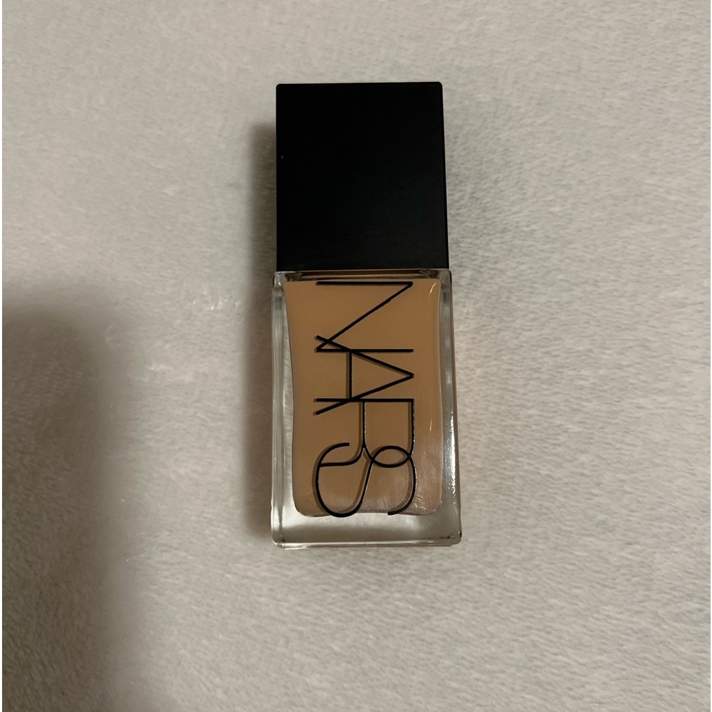 Nars light reflecting foundation shade Santa Fe